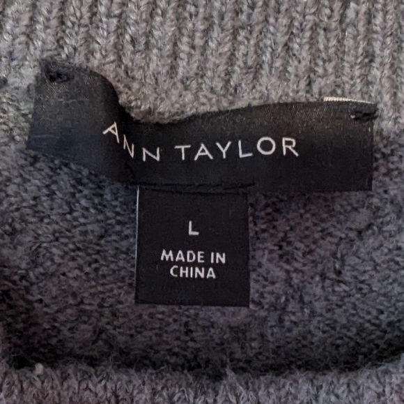 Ann Taylor Pearl Embellishment Diamond Pattern Sweater in Grey - Picture 2 of 2